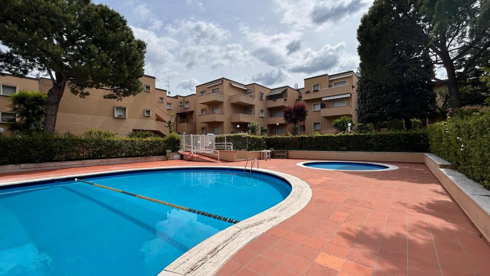 Prestige Garda Home - La Madonnina Пескьера-дель-Гарда Экстерьер фото