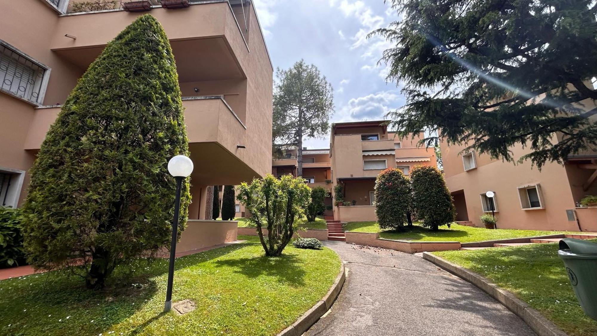 Prestige Garda Home - La Madonnina Пескьера-дель-Гарда Экстерьер фото